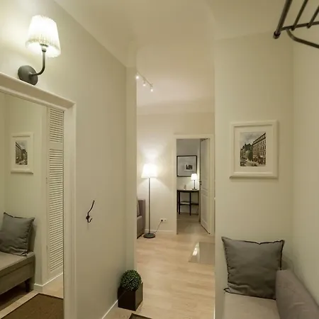 Renovated In Center Apartman
