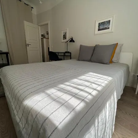 Lejlighed Renovated In Center Riga