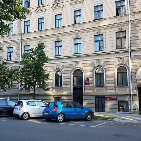 Renovated In Center Апартаменты Рига