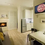 Apartman Renovated In Center *