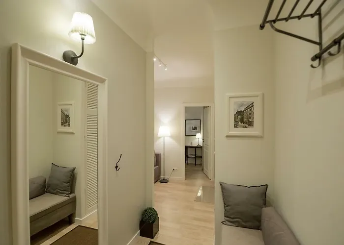 Renovated In Center Apartment