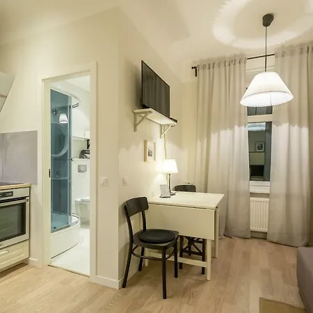 Renovated In Center Apartment