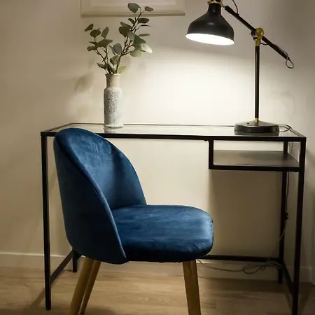 Apartment Renovated In Center